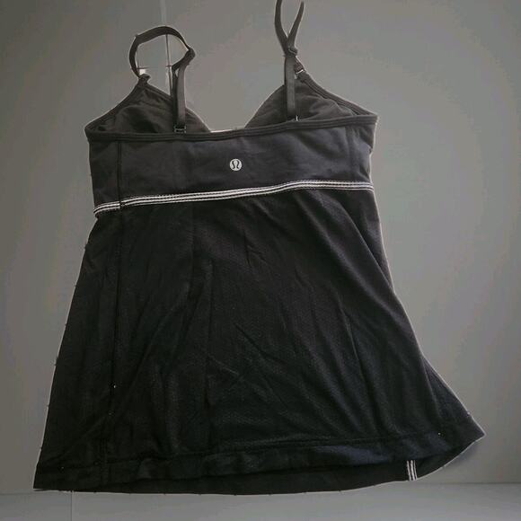 Lululemon No Limit Black Tank Top/Sport Bra Size 6‎ - Picture 2 of 3